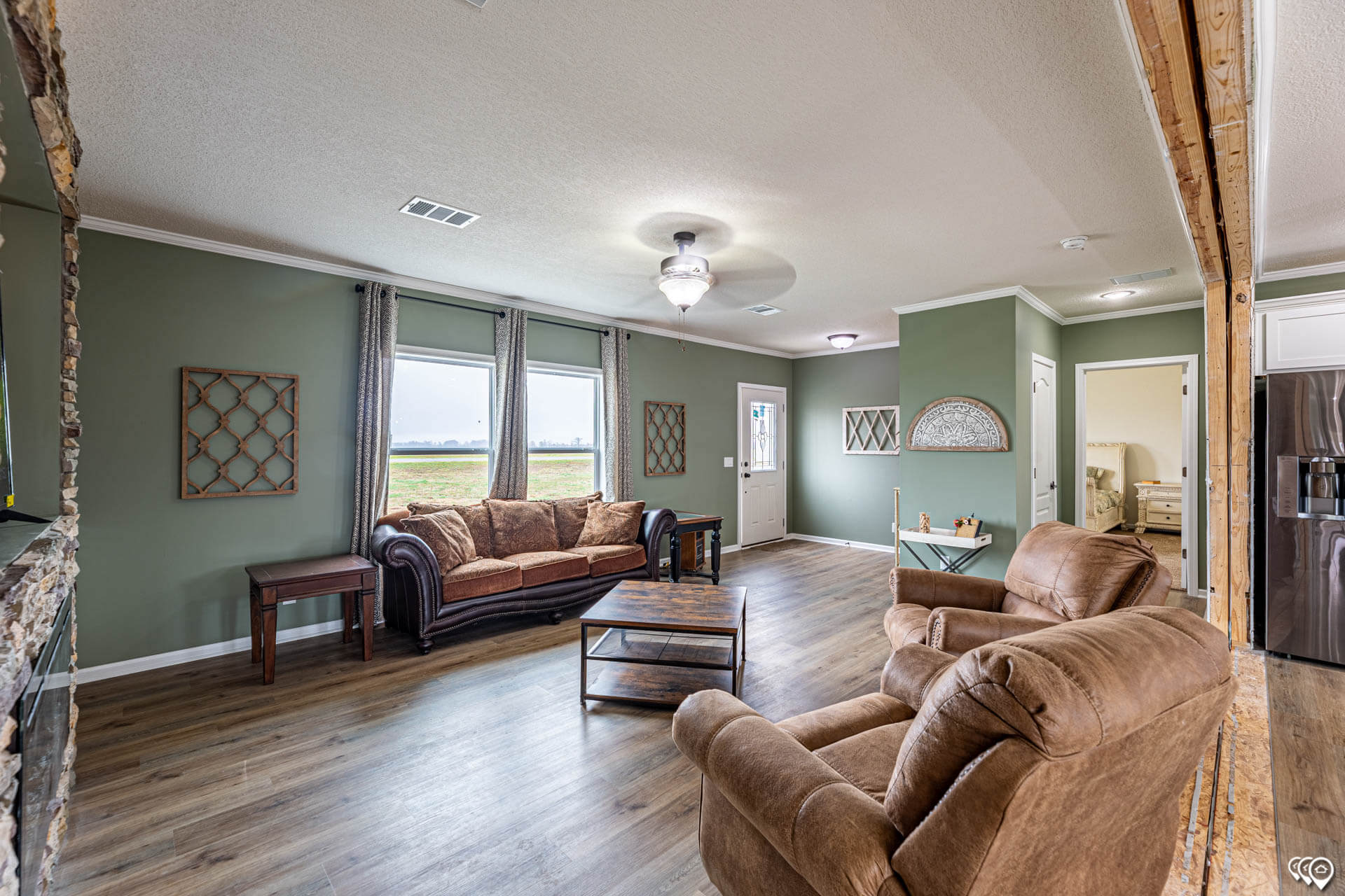 Essentials Series The Brantley 62168332 by Franklin Homes Country